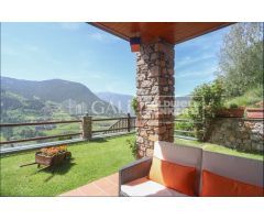 CHALET CON ESPECTACULARES VISTAS Y SOL TODO EL AÑO