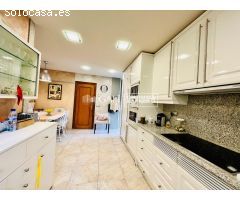 Chalet con jardín, soleado y con fantásticas vistas al valle.