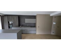 PLANTA BAJA A ESTRENAR, BUENA UBICACIÓN, 3 HABITACIONES, 3 PKS Y 1 TRASTERO