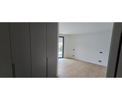 PLANTA BAJA A ESTRENAR, BUENA UBICACIÓN, 3 HABITACIONES, 3 PKS Y 1 TRASTERO
