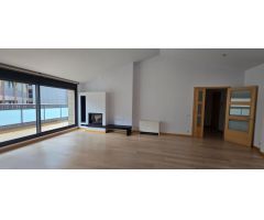 PISO 4 HABITACIONES, 3 BAÑOS, 2 PLAZAS DE APARCAMIENTO Y TRASTERO EN EL CORAZÓN DE ESCALDES