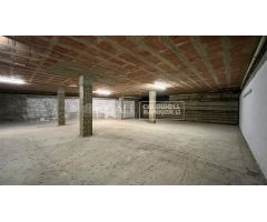 LOCAL COMERCIAL DE 350M2 EN ZONA CENTRO DE ANDORRA LA VELLA