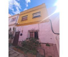 VIVIENDA PARA REFORMAR EN BAJADILLA