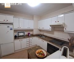 Se alquila Piso de 3 Dormitorios con 1 baño   Garaje incluido