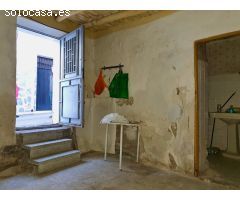 Casa de Pueblo en casco urbano de Mentrida con patio