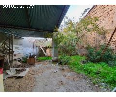 Casa de Pueblo en casco urbano de Mentrida con patio