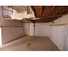 TERRENO RUSTICO CON ALMACÉN DE 48M