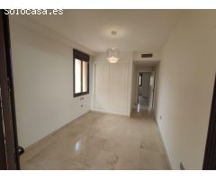Coqueto y luminoso apartamento de 2 dormitorios y 2 baños  en Calanova Golf, Mijas