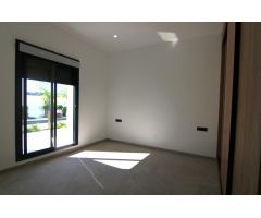 PRECIOSO CHALET DE NUEVA CONSTRUCCIÓN
