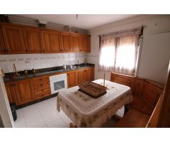 CASA DE 262 M2 EN ALOZAINA