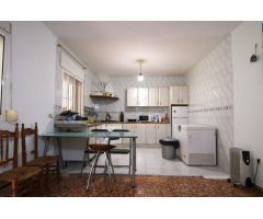 Finca con Vivienda, Piscina y Producción de Aguacates en la idílica zona de Barranco Blanco, Coín