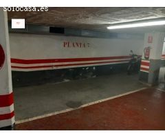 Plaza de parking grande