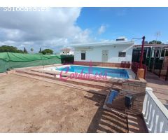 CASA CON TERRENO, GARAJE Y PISCINA EN EL HIGUERON