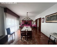 MAGNIFICO PISO EN ZONA COLON CON GARAJE Y TRATERO!!!!!!