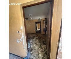 CASA PARA DERRIBAR/REFORMAR