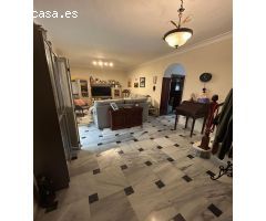 CASA EN BUENA ZONA