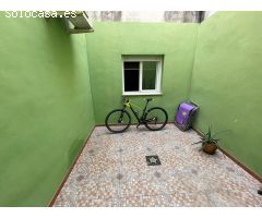 PLANTA BAJA CON PATIO