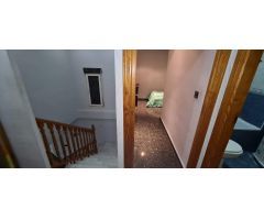 ¡DÚPLEX DE ENSUEÑO EN UNA DE LAS MEJORES ZONAS DE ELCHE! 4 habitaciones y 2 baños junto al CEU.