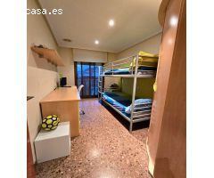 LUMINOSO PISO CON GARAJE INCLUIDO - TODO EXTERIOR