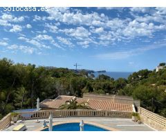 Proyecto de villa de lujo en costa de la calma