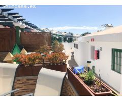 Bungalow de 2 dormitorios reformado y con terraza y el Campo Internacional