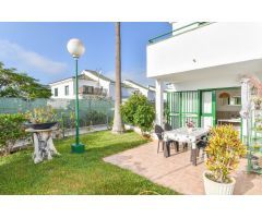 Dúplex con terraza y jardín en Sonnenland
