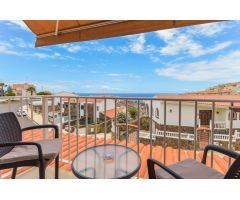 Dúplex con gran terraza y vistas al mar en Loma Dos