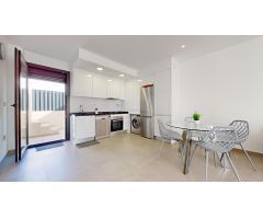 Villa en planta baja semiadosada en Lo Romero Golf, Pilar de la Horadada