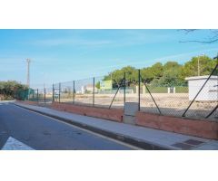Excepcional parcela de 800 m2 ubicada en una situación inmejorable, de Pilar de la Horadada