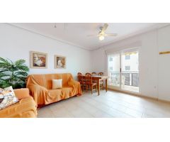 Encantadora Casa con 2 Terrazas a un Paso del Hotel 525 – 3 Dormitorios en Los Alcázares