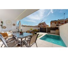 Planta baja moderna con piscina y jardín privado en Pilar de la Horadada