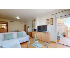 ????? Piso a 250 metros del mar en Los Alcázares – ¡Amplio, cómodo y listo para entrar a vivir!