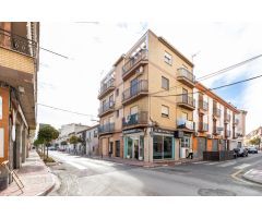 LOCAL COMERCIAL EN CALLE GRANADA