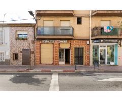 LOCAL COMERCIAL EN CALLE GRANADA