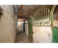 INVERSORES SE VENDE CASA CON TERRENO O  EDIFICAR VIVIENDAS EN LAS GABIAS GRANADA