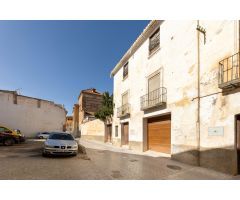 DETRÁS DE LA CATEDRAL DE GUADIX