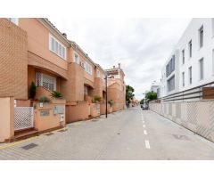 Mágnifica casa adosada en venta o alquiler