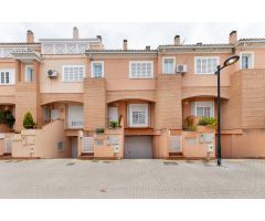 Mágnifica casa adosada en venta o alquiler
