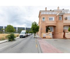 Mágnifica casa adosada en venta o alquiler