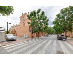 Mágnifica casa adosada en venta o alquiler
