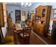 CASA CON CUEVA EN FRAILES