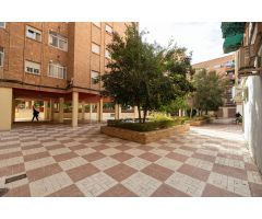 PISO CON VISTAS AL PARQUE, JUNTO AL CARMELO