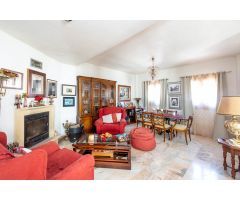 Preciosa vivienda pareada en el Cortijo del Aire