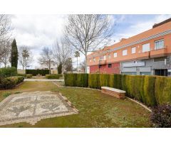 GRAN LOCAL EN VENTA EN GRANADA - AEROPUERTO