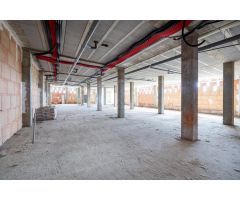 GRAN LOCAL EN VENTA EN GRANADA - AEROPUERTO