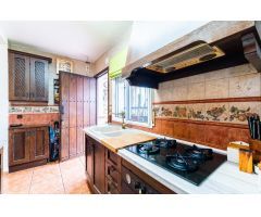 ESPECTACULAR VIVIENDA CON TERRENO