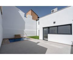 Espectacular casa a estrenar en el centro de Armilla.