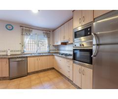 Casa en Venta en Maracena, Granada – Lista para Entrar a Vivir
