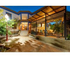 ESPECTACULAR CHALET CAMPO DE GOLF LAS GABIAS CON PARCELA ADICIONAL
