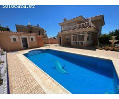 ENCANTADOR  CHALET EN CASTELLAR A TAN SOLO UNOS PASOS DE LA PLAYA !!1